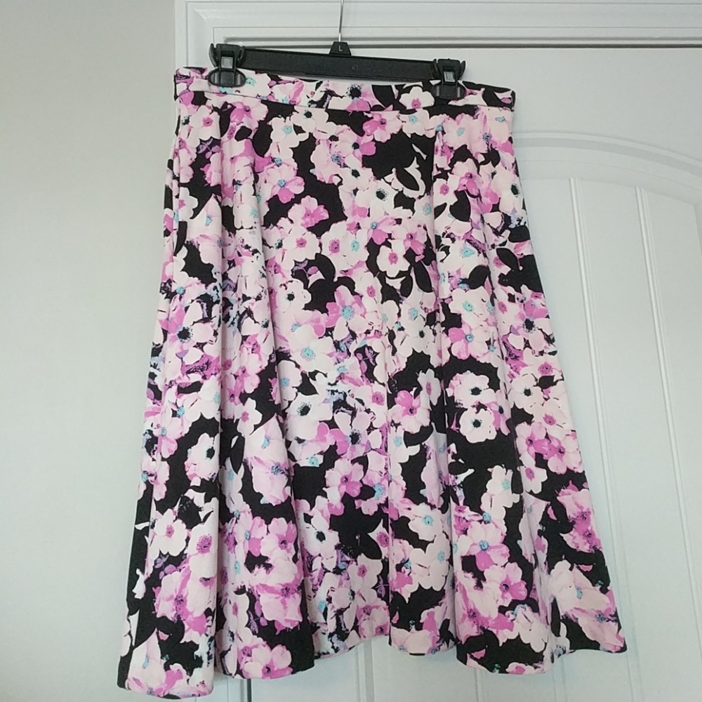 Adrienne Vittadini Floral Skirt